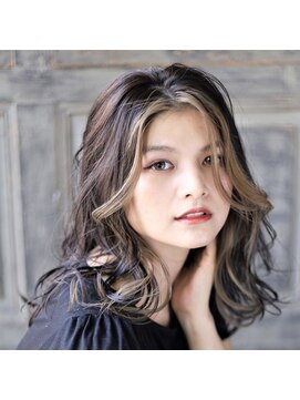 ルーツ(roots) ブルベウィンター　フェイスフレーミング　ミディアムウェーブ