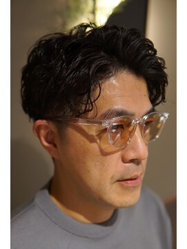 ザエバナンスクラブ 白金(THE EBANANS CLUB) メンズ2ブロックパーマスタイル