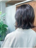動きのあるボブスタイル