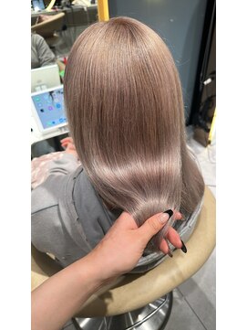 ロンドルピナス 小倉(Lond Lupinus) ブルーブラック/ワイドバング/美髪のススメ/外ハネボブ/北九州