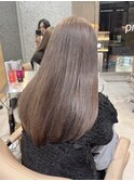 ミルクティーグレージュ小顔ウルフレイヤーくびれロングレイヤー