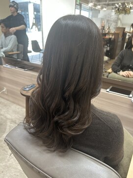 ルチア パリ(Luccica PARIS) 【Luccica PARIS sayumi】ダークブラウン×メモリーケアカラー