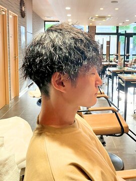 アイコニック 日進梅森台店(ICONIQ) メンズパーマ/波巻き/ツイスト/スパイラル/ニュアンスパーマ