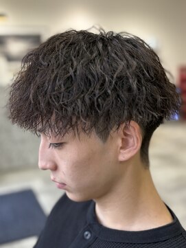 レボ(Revo) 「金沢」縦落ちパーマ