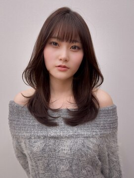 ミディアムレイヤーウルフ黒髪グレー