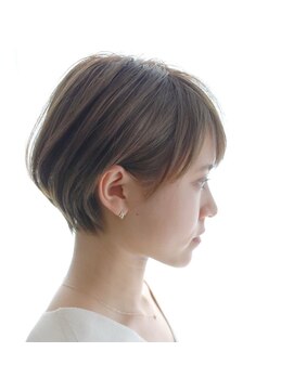 DAMANI 表参道 髪質改善/ヘッドスパ/ハイライト/白髪染め/白髪ぼかし/縮毛矯正 似合わせカット/ミディアムレイヤーカット[表参道駅]