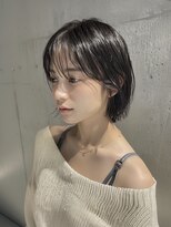 ヴェイン 渋谷(vain)&nbsp;半分耳かけてスッキリ！レイヤーボブスタイル◎