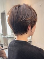 ビュートヨナカ(VIEW TOYONAKA)&nbsp;30代/小顔カット/コンパクトショート/オリーブグレージュ/豊中