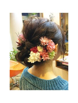 キキ 美容室(KIKI) 岩泉由紀子