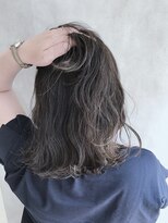 ムウ 難波(MOU)&nbsp;3Dハイライト_毛先パーマことりベージュウォーターフォール