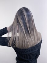 ジゼル(gisele)&nbsp;(小山)コントラストバレイヤージュ