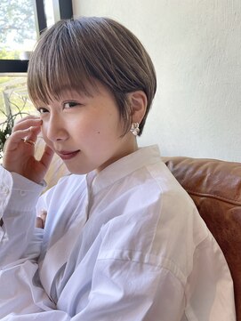 デコ(DECO) 《RYUSEI》大人気ハンサムショート×くすみベージュ