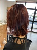 暖色系カラー大人キレイカシスレッドクセ毛風パーマレイヤーボブ