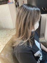 ノイズ オオサカ(NOISM)&nbsp;バレイヤージュカラー　グラデーションカラー