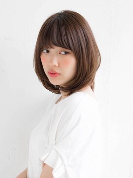 ルティア(Lutia) 伸ばしかけヘアにおすすめ★ワンカールボブ