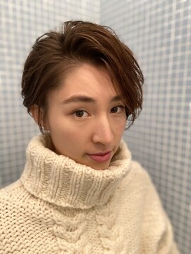 ビュートリアム 福岡(BEAUTRIUM) 大人カッコイイ、ハンサムショート