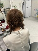 編み込みツインテール