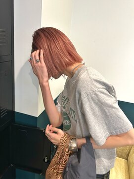 ヘアーブレイス(hair brace) 色落ちが綺麗なピンク×オレンジヘアー【菅野竜矢】