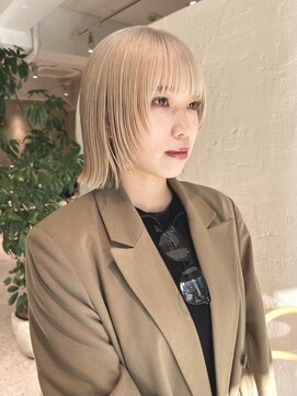 ルル 表参道(lulu.) 切りっぱなしボブ ボブウルフ ミニボブ ハイトーンカラー【Riku