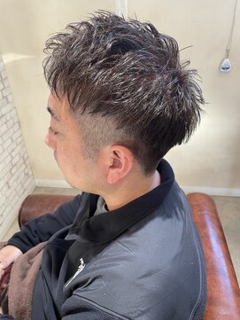 アンド(&) ツーブロック＋束感