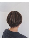 白髪ぼかしハイライト×ショートボブ