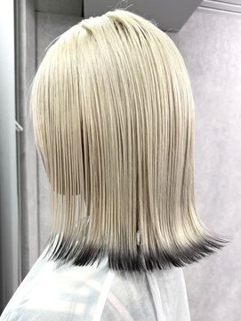 ロウル 渋谷(LOWRL) ブロンド／裾カラー/ブリーチ