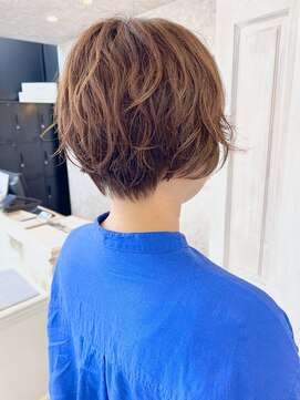 キャアリー(Caary) 福山市Caary大人ふんわりパーマショートスタイル20代30代40代