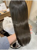 柔らかさ透明感◎オリーブベージュ