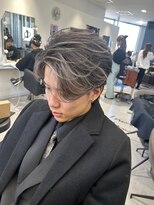メンズサロン キング 梅田店(Men’s salon K!ng)&nbsp;波巻きツイストスパイラルパーマ/フェザーパーマ/眉毛/メンズ