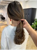くくっても可愛い中明度バレイヤージュ