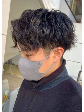 ジーニー 新百合ヶ丘(Genie) フェザーパーマサーフカール刈り上げセンターパート