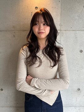 ウム(umu.) レイヤー / ロングレイヤー /ハッシュカット / 韓国スタイル /