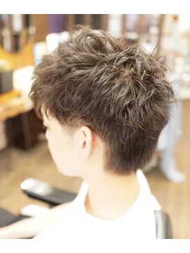 バーバーズ ストーリア(BARBERS STORIA) ピンパーマ