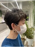 クセを活かすショートヘア