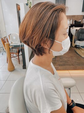 ヘアアンドデイスパ アグー(hair&dayspa AGU) 【横須賀中央 AGU】襟足きゅっと大人かわいいショートボブ