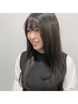 サロンドフィール 永山店(Salon de feel) ストレート × アッシュグレージュ