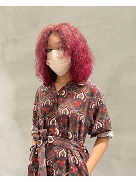 ベック(BECK) 深みのあるワインレッド