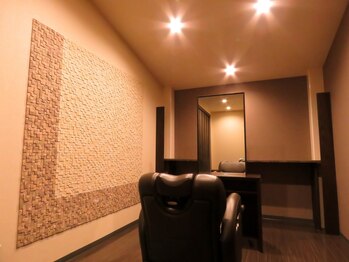 シャンディア(SHANDIA)の写真/《個室あり》大人女性の髪質やエイジング毛に向き合う髪質改善salon＊美髪エステで本来の美しさを取り戻す*