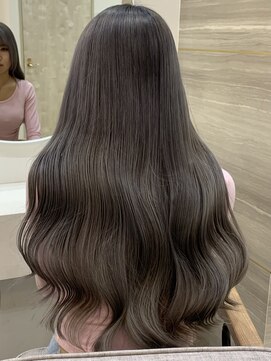 ラビス クローバー(Lovis clover) グレージュ/グレーベージュ/レイヤーロング/アッシュカラ