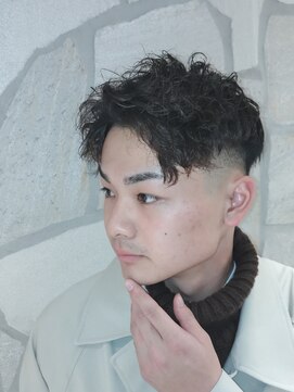 ヨシザワインク バンダイ(YOSHIZAWA Inc. BANDAI) 新潟/万代/短髪/フェード/ツイストスパイラル/パーマ/オシャレ
