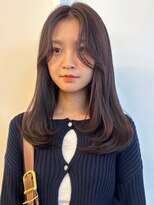 パーク 福岡天神西通り店(parc)&nbsp;グレージュカラー　透明感カラー　小顔カット　センターパート