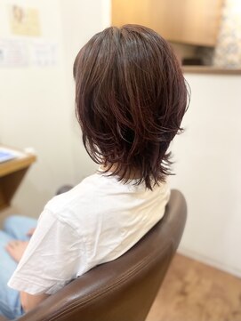 フリージア(freesia) 30代40代50代/ウルフレイヤー/艶髪スタイル