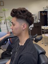 ケーエムシーセントラルルーツ(KMC Central Roots)