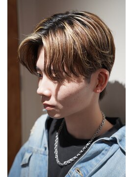 クオル 立川(QOL) ハイライト×ニュアンスセンターパート 毛流れパーマ メッシュ