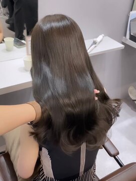 リレイス 四日市(RELACE) 艶髪 四日市 縮毛矯正 髪質改善