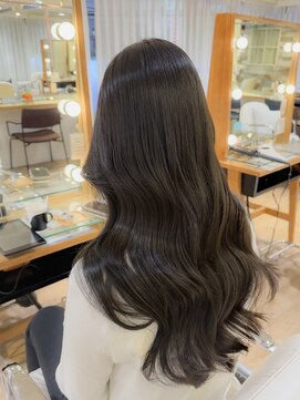 ネオリーブ チロル 横浜西口店(Neolive CiroL.) グレージュカラー 髪質改善カラー