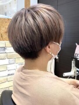 アルファ(alpha) クラゲヘアー/オリーブグレー/黒髪/ココアベージュ/小顔/松戸駅