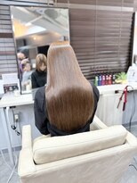 シシ 新宿(She 2.)&nbsp;髪質改善/縮毛矯正/カラー/トリートメント/韓国/艶髪/艶感