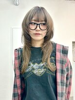 オンド(ondo)&nbsp;20代に人気/ハッシュカット/くすみベージュ