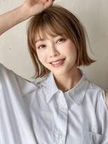 ソヨン 五所川原店(SOYON) エアリー外ハネベージュカラーボブ